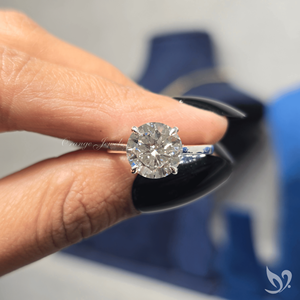 Bague de fiançailles solitaire de luxe tendance en or blanc 10 carats avec diamant de laboratoire rond de 3 carats certifié IGI - Product Image 3