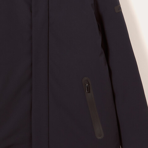 Chaqueta Técnica Acolchada Unisex Tech Fusion, Repelente al Agua, con Estampado, para Exteriores, con Cremallera Oculta y Cierre de Botones - Product Image 3