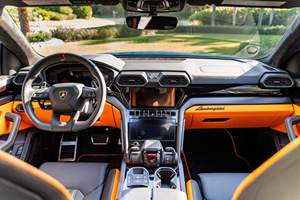 Lamborghini Urus S 2023, V8 biturbo de 4,0 litres, boîte de vitesses automatique ZF à huit rapports - Product Image 4