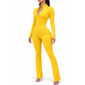 Combinaison décontractée pour femme de haute qualité, faible MOQ, respirante, en polyester/coton, fabriquée au Pakistan, best-seller de la mode - Product Image 3