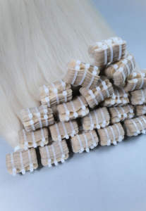 Extensiones de cabello humano vietnamita alineadas con cutícula de color piano con cinta recta Natural a precio de fábrica de calidad superior - Product Image 2