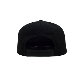 หมวกแก๊ปแบบ snapback ปีกแบน 5 ชิ้น ปักโลโก้ตามสั่ง ODM OEM  ผ้าฝ้าย 100%  ปรับแต่งสีได้ พิมพ์ลายยางนูน - Product Image 5