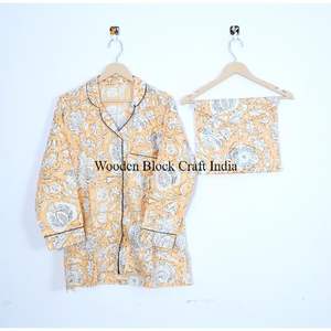 Ensemble de pyjama en coton à manches 3/4 à imprimé floral, imprimé à la main, vêtements de nuit pour femmes, couleur unie disponible, prix de gros - Product Image 2