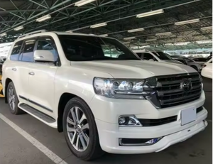 รถ SUV ขับเคลื่อนล้อหน้ารุ่นใหม่ยอดนิยม พร้อมเทอร์โบ พวงมาลัยซ้าย เบาะหนัง ภายในสีเข้ม จัดส่งรวดเร็ว - Product Image 5