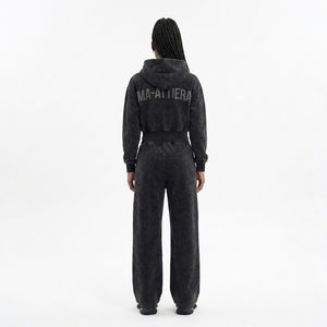 Conjunto de Sudadera con Capucha y Pantalones Jogger para Mujer, Personalizado, Lavado Ácido, Negro, con Cierre, de Algodón y Felpa, Ropa Deportiva Urbana, Venta al Por Mayor OEM - Product Image 2