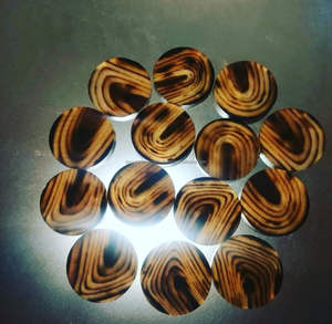 Botones de cuerno de búfalo para accesorios de ropa Animal pulido y estilo náutico directamente de ágata India - Product Image 5