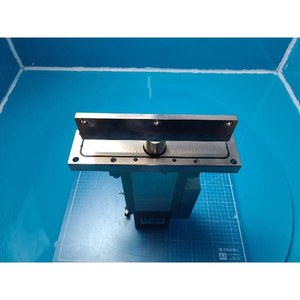 V-TEX V-TEX Vanne à opercule Rollcam pour vide, utilisée comme pièce détachée d'équipement semi-conducteur d'occasion - Product Image 1