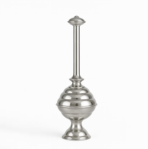 Exquisito rociador de plata hecho a mano con intrincados grabados florales vintage, disponible a precios de mayorista. - Product Image 5