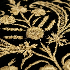 Robe Kaftan en Velours Brodé à la Main Orné de Lourdes Broderies Dorées, Robe de Cérémonie de Luxe Ornée, Style Vintage, Robe de Cour Ottoman, Manteau - Product Image 2