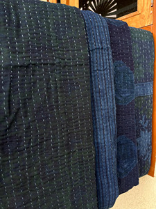 Couvre-lits en coton bleu indigo Kantha, cousus à la main, style bohème, taille double 60x90 pouces, fabriqués en Inde - Product Image 4