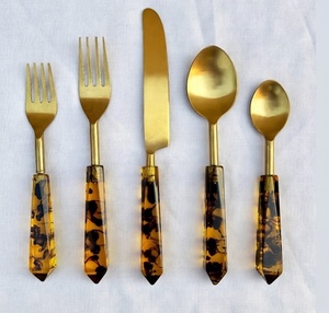Glossy Design <b>Flatware</b> <b>Set</b> Stainless Steel Resin Handle Gold Finished <b>Flatware</b> 5 Piece <b>Flatware</b> <b>set</b> at Factory Wholesale Price - Product Image 1