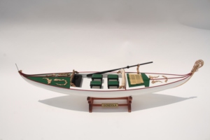 Góndola Veneciana, Modelo de Velero de Madera Hecho a Mano, Personalizado, Antiguo, Coleccionable, Temática Oceánica, Pieza de Arte Decorativa para Mesa - Product Image 1