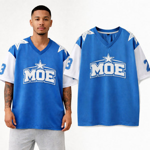 Camiseta Deportiva de Malla con Cuello en V para Hombre, a la Moda, al por Mayor, OEM, Transpirable, de Poliéster, Estilo Urbano, Proveedor de Camisetas de Fútbol Americano OEM - Product Image 1