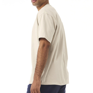 เสื้อยืดผ้าแคนวาสสไตล์วินเทจสำหรับผู้ชาย ล้างสีแบบแอซิด ผสมโพลีเอสเตอร์/คอตตอน ป้องกันการหดตัว พิมพ์ลายแบบรีดร้อน ทรงไหล่ตก สั่งทำได้ - Product Image 3