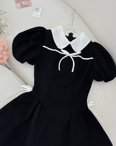 Robe pour femme, mini-robe unie, coupe trapèze, col Peter Pan, manches bouffantes, coupe ajustée, style décontracté et mignon, fabricant de robes au Vietnam - Product Image 2