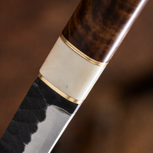 Cuchillo Japonés Hecho a Mano de Acero con Alto Contenido de Carbono, Hoja Fija con Mango de Madera de Ébano y Hueso, Funda de Cuero Genuino, Precio al por Mayor - Product Image 3