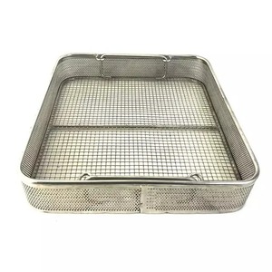 ถาดฆ่าเชื้อแบบตาข่ายสแตนเลส ตะกร้าใส่เครื่องมือผ่าตัดแบบใช้ซ้ำได้ OEM - Product Image 3