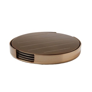 Sous-verres décoratifs en bois et en métal de qualité supérieure en laiton doré pour café et décoration intérieure sous-verres usagés - Product Image 1