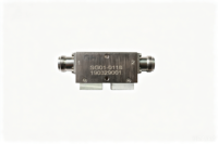 Isolateur coaxial à double jonction RF micro-ondes 0,698 GHz à 2,4 GHz, excellente isolation 20 dB pour systèmes de communication sans fil