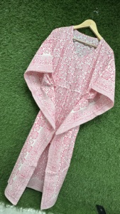Robe longue de nuit pour femme en coton écologique à séchage rapide, style kimono, imprimé blocs rose et blanc, taille à nouer, coupe ample, été - Product Image 5