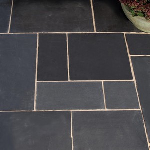 Losas de Pavimento de Piedra Caliza Negra GROCON |   Baldosas de Piedra Natural para Patio y Jardín |   Acabado dividido |   Diseño Moderno |   Cortado a Medida | - Product Image 2