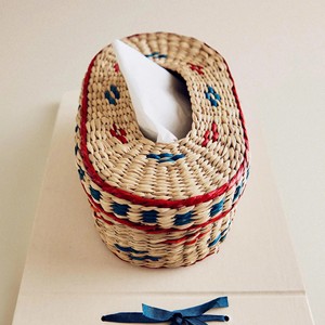 Top Selling Hot Trend Seagrass Wicker Oval Tissue <b>Dispenser</b> Red & Blue Patterned <b>Napkin</b> Box Collection For Restaurant Home Decor - Product Image 1