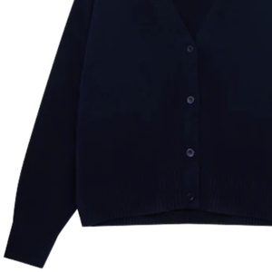 Cardigan en tricot bleu marine pour homme avec logo brodé, col en V boutonné, tricot doux et chaud, style décontracté streetwear, haut tendance - Product Image 3