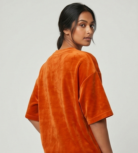 T-shirt en velours oversize pour femme, col rond, manches longues, coupe ample, en velours côtelé - Product Image 4