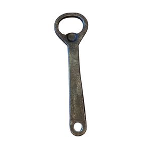 Abridor de botellas de hierro forjado a mano de diseño minimalista para decoración, accesorios de bar, abridor de cerveza, para regalo. - Product Image 2