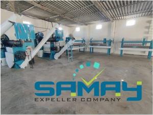 Planta Comercial de Molienda de Aceite de Maní de 9 Tornillos, Capacidad de 10 Toneladas por Día, Máquina Expulsora de Aceite Industrial de 15hp, Fabricada en India - Product Image 4