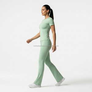Conjunto de Yoga para Mujer 2026 de Moda: Leggings Acampanados y Top de Manga Corta, Ajuste Delgado, Ropa de Gimnasio, Cintura Alta, Estilo Bootcut para Entrenamiento - Product Image 3