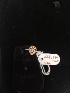 Anillo de Cóctel de Lujo en Oro de 14K con Forma de Flor y Piedras Brillantes, Joyería Fina para Mujer, Colección para Bodas y Fiestas - Product Image 4