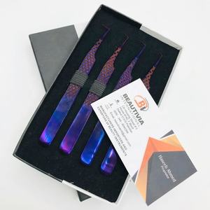 Pince à épiler professionnelle en acier inoxydable japonais, avec logo personnalisé, à 90 degrés, avec embout en diamant plasma violet, durable, pour extensions de cils - Product Image 6