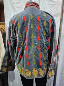 Suzani Grey <b>Velvet</b> Embroidered <b>Jacket</b> for <b>Women</b> Elegant Floral Threadwork Ethnic Open Front Winter Fashion Party Wear Wholesale - Product Image 6