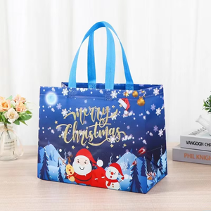 Sac de courses de Noël réutilisable et écologique en tissu non tissé, imprimé flocon de neige, grande taille, personnalisé, avec impression quadricolore - Product Image 4