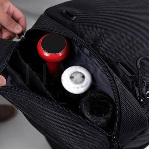 Sac de sport multi-poches pour activités de plein air avec compartiment séparé pour chaussures et poignées de transport faciles pour les athlètes - Product Image 4