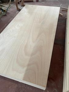 Tableros de Chapa de Acacia/Eucalipto con Revestimiento de Okume, Modernos, Comerciales, para Interiores, 5 mm de Grosor, Hechos en Vietnam, Clase E2 - Product Image 5