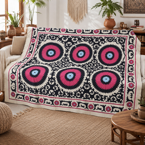 Couvre-lit en coton Suzani fait main exclusif, crème, noir, rose, broderie florale mandala, style bohème, décoration ethnique indienne pour la maison - Product Image 2