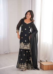 Traje Kurta Sharara de Diseñador en Georgette con Bordado de Lentejuelas, Detalle de Dori en la Espalda, Parte Inferior Fluida y Dupatta Coordinada para Mujer - Product Image 1