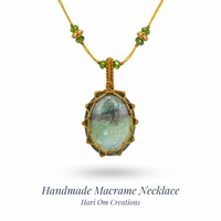 Collier pendentif macramé artisanal en labradorite, pierre précieuse facettée verte et violette chatoyante, bijou bohème de guérison, cordon réglable pour femme