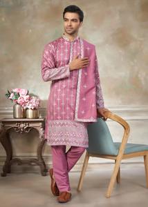 Kurta pour homme, confortable et très vendue, idéale pour les festivals, en coton léger mélangé, tenue traditionnelle pour les fêtes, disponible à bas prix. - Product Image 5