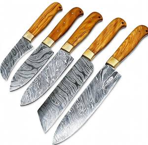 Juego de herramientas de chef de 5 piezas de acero damasco hecho a mano con mango de madera de olivo y bolster de latón. - Product Image 2