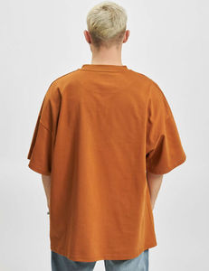เสื้อยืดแบรนด์เนมสไตล์วินเทจคุณภาพสูง ทรงโอเวอร์ไซส์ สีพื้น ผ้าฝ้ายสีขาว ขายส่งจำนวนมาก เสื้อสตรีทแวร์สำหรับผู้ชาย - Product Image 3