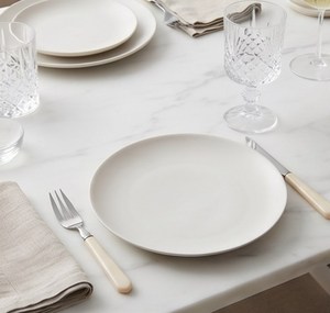 Ensemble de fourchettes élégantes en acier inoxydable avec manches en ivoire, design minimaliste, compatibles lave-vaisselle, pour la vaisselle de mariage - Product Image 2