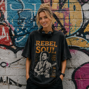 เสื้อยืดคอกลมโอเวอร์ไซส์พิมพ์ลายวินเทจสไตล์เรเบลโซลสำหรับผู้หญิง ทรงหลวม แขนสั้น ผ้าเจอร์ซีย์คอตตอน 100% - Product Image 1