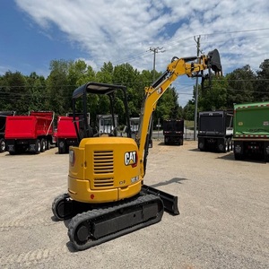 Mini-excavatrice hydraulique CAT durable, conçue pour les petits chantiers de construction, les opérations agricoles et les projets de aménagement paysager - Product Image 4