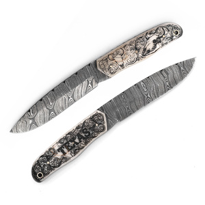 Cuchillo de Caza Artesanal de Acero de Damasco, Hoja de 4mm de Grosor con Espiga Completa, Grabado Láser, Mango de Hueso de Camello, Personalizable OEM para Exteriores - Product Image 2