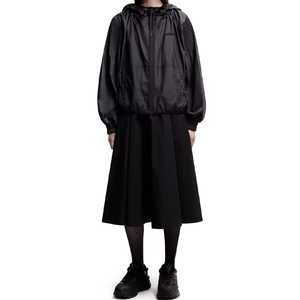 เสื้อแจ็คเก็ตกันลมมีฮู้ดสำหรับผู้หญิง ดีไซน์ทันสมัย น้ำหนักเบา ผลิตจากโพลีเอสเตอร์ ฮู้ดปรับได้ ปิดด้วยซิป ด้านหลังจับจีบ เหมาะสำหรับกิจกรรมกลางแจ้ง สวมใส่สบายๆ - Product Image 6