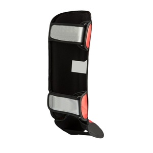 Conception et logo personnalisables Protège-tibias en cuir PU véritable de protection complète pour l'entraînement de la boxe Services OEM offerts - Product Image 3