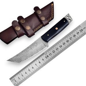 Couteau Tanto à lame fixe en acier Damas de qualité industrielle OEM, manche en corne de taureau, fourreau de transport Scout, lame pleine longueur, pour Bushcraft et Chasse - Product Image 1